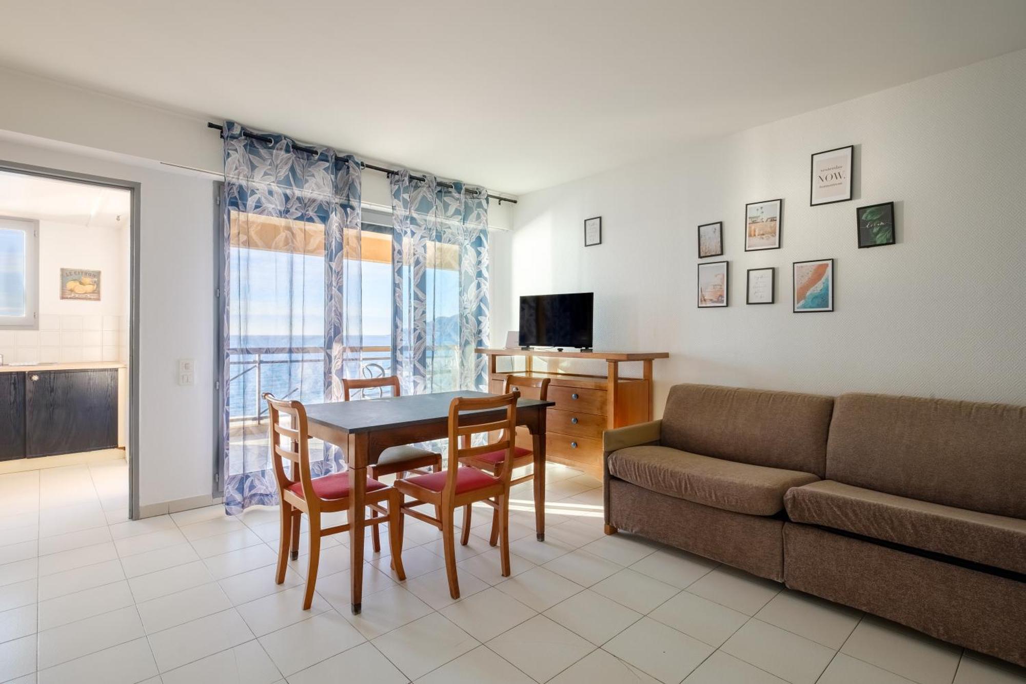 Apartment Sea View